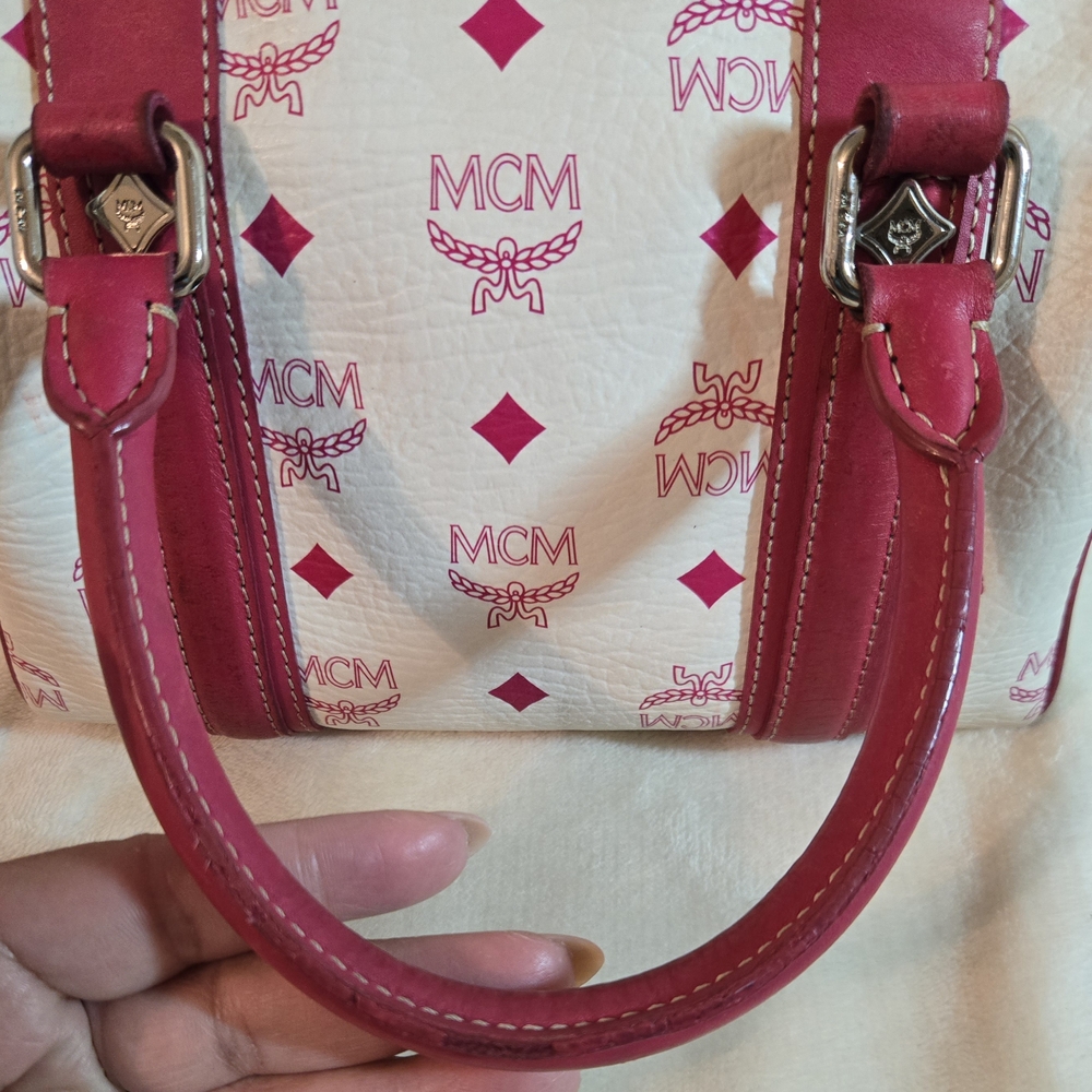 💯 Authentic MCM Boston Handbag (Pink and White) - Picture 9 of 15